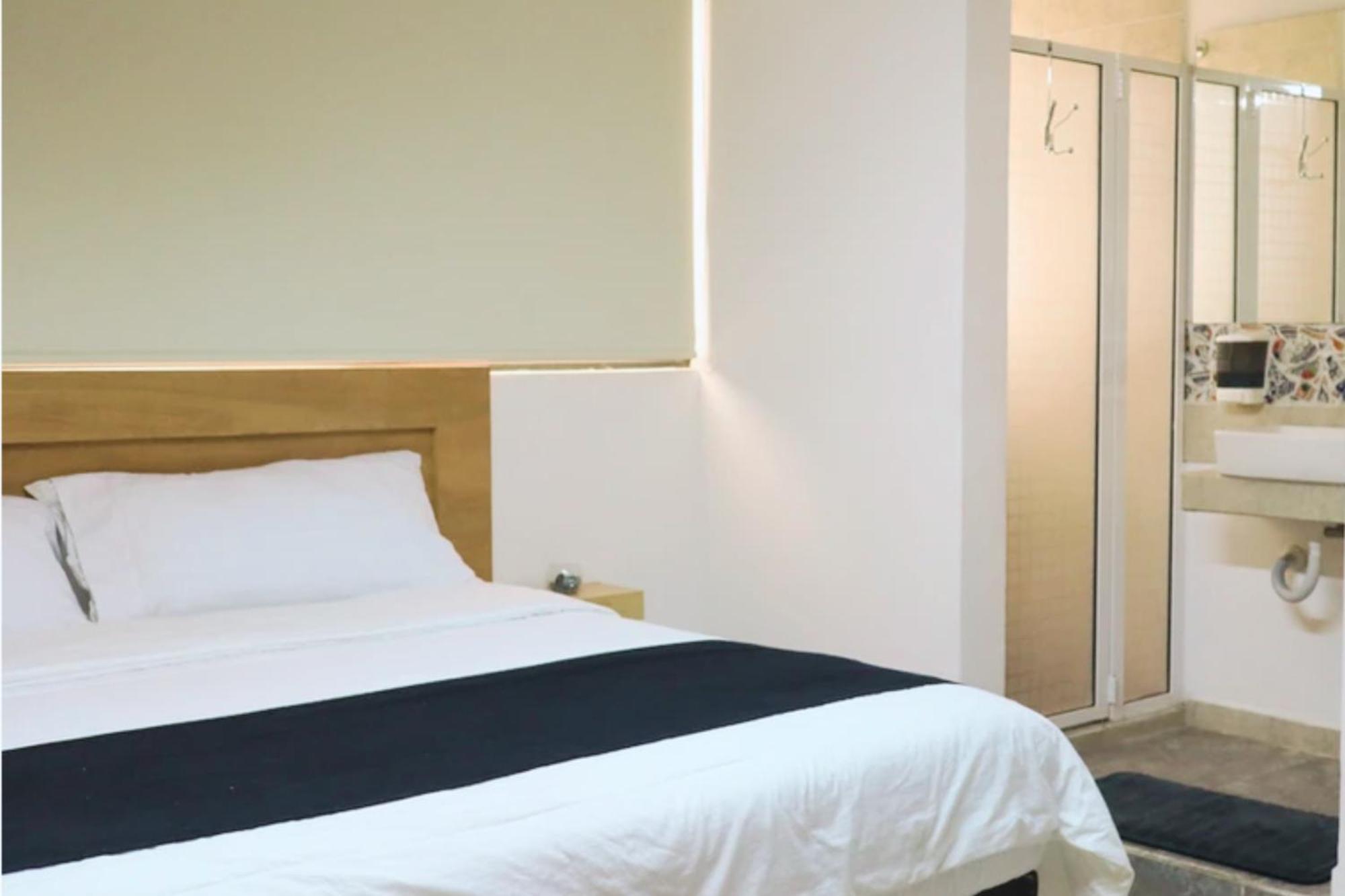 Double Room Private Bathroom