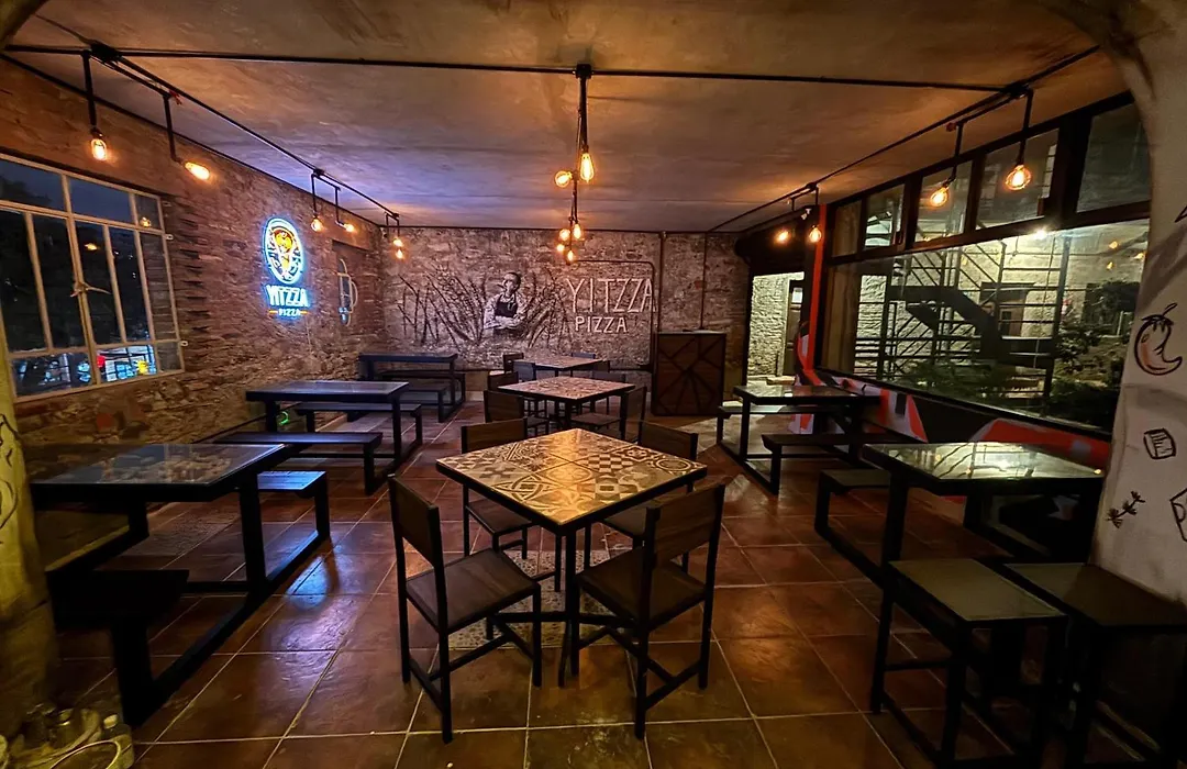 Hostal Casa De Arcos-1